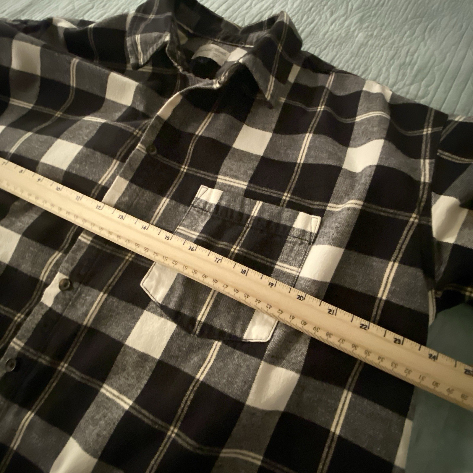 Universal Thread Oversized Black / White Buffalo … - image 6