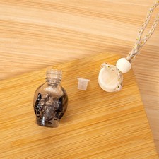 Skull Car Perfume Bottle Hanging - Empty Rearview Mirror Diffuser Pendant