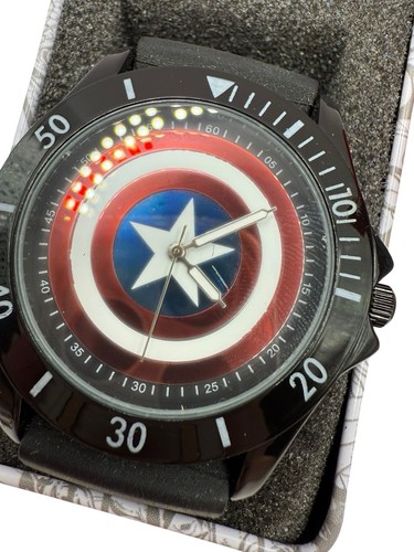 Marvel Captain America Men’s Watch Shield Logo Dial Flawed New W Box New Battery - Picture 2 of 6