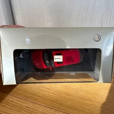 AUTOart VW Golf 5 Red 1/43 Scale Mini Car Model with Display Case Unused