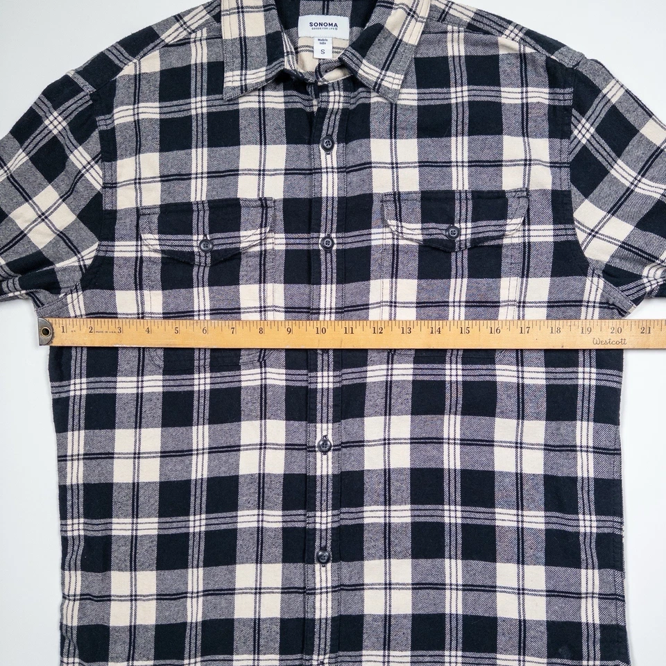 Sonoma Goods for Life Black Cream Plaid Flannel Shirt Men’s Small 100% Cotton - Image 4 of 4