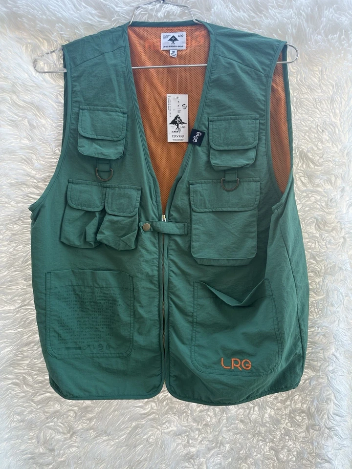 New Men LRG green Vest With Multiple Pockets size Medium - Image 2 of 4