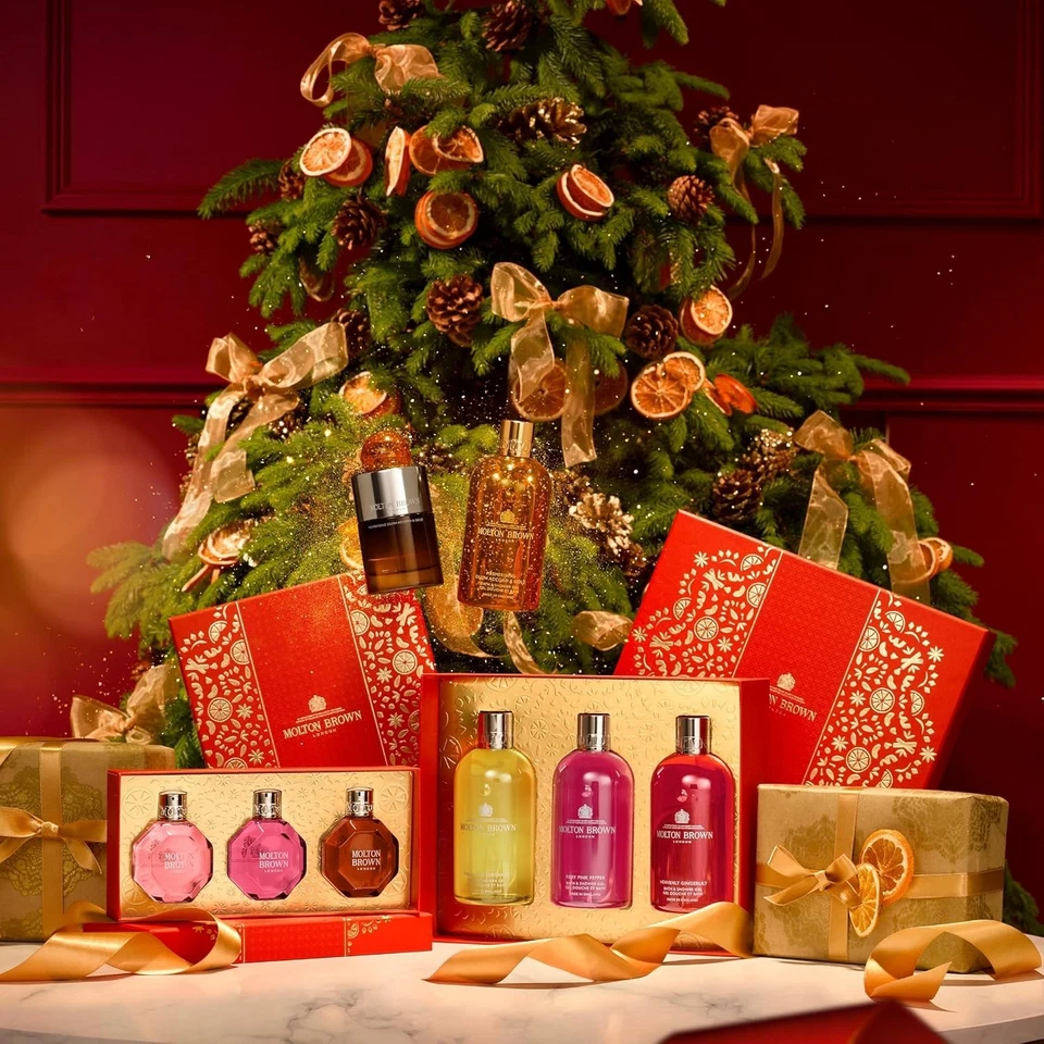 Molton Brown Bath & Shower Gel Set 3 x 300ml Spicy Scented Body Wash Collection - Image 4 of 4