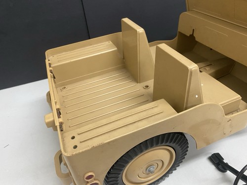 VINTAGE 1971 G.I. Joe Desert Patrol Land Adventure Jeep HASBRO Made USA NICE - Picture 14 of 22