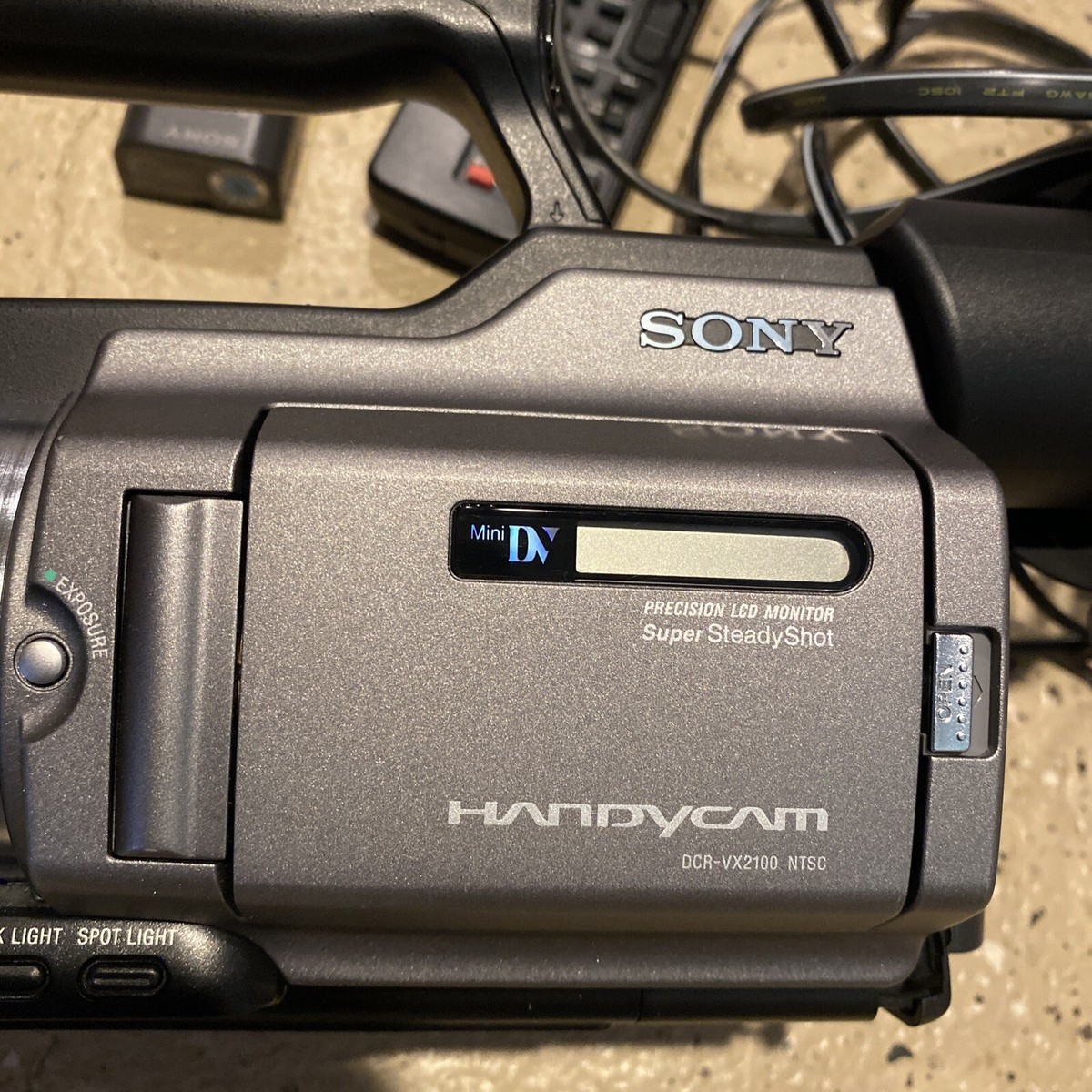 Sony DCR-VX2100 Camcorder - Black for sale online | eBay Sony DCR-VX2100 Camcorder - Black for sale online | eBay
