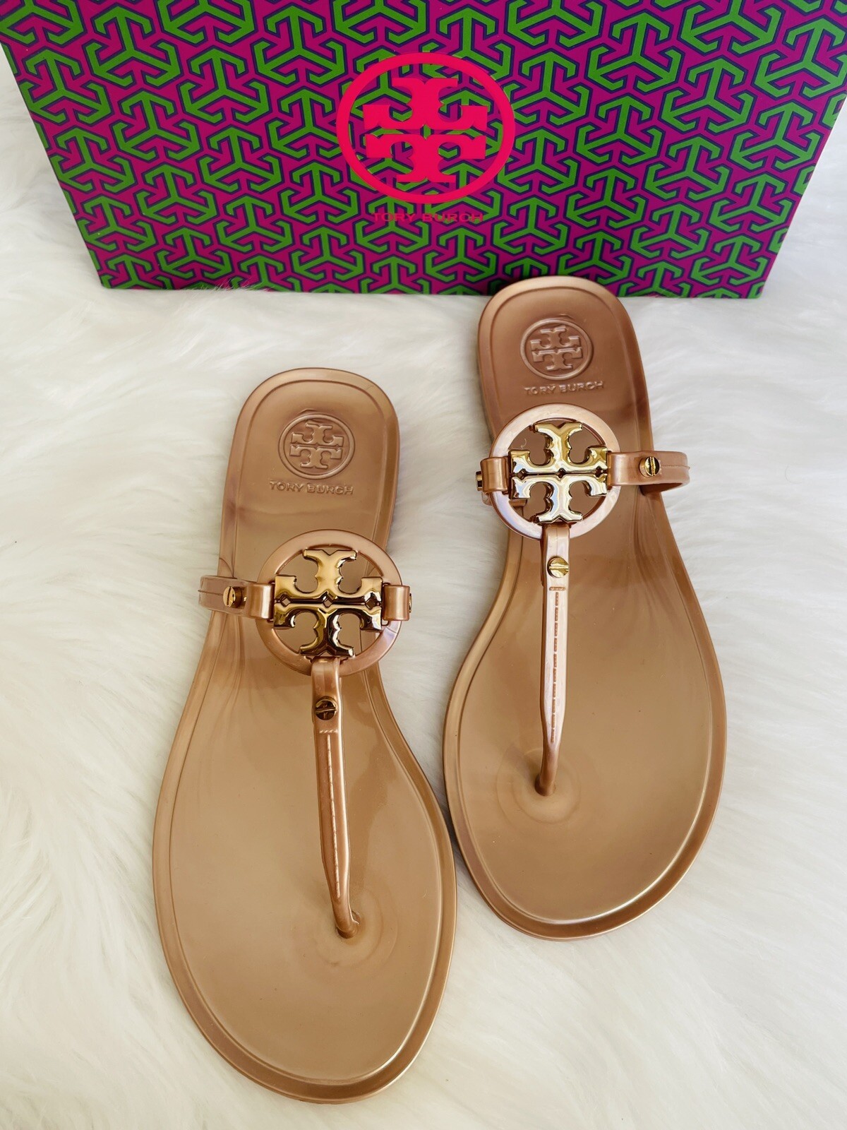 Tory Burch Mini Miller Rose Gold Flat Thong Jelly Sandals Flip Flop Women  US 6 - FindMyPlay.com 童搜遊