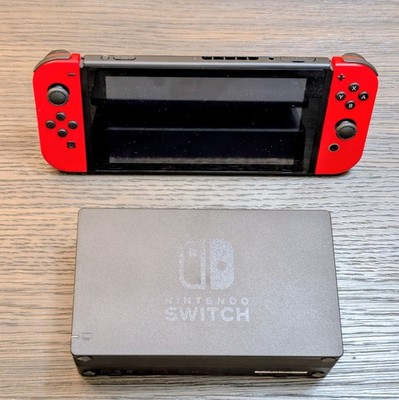 Nintendo Switch 32GB Console Red Joy-Cons HAC-001-01 With Dock