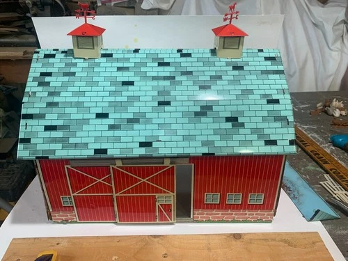 Vintage Ohio Art Farm tin litho barn Rolling Meadows Farm