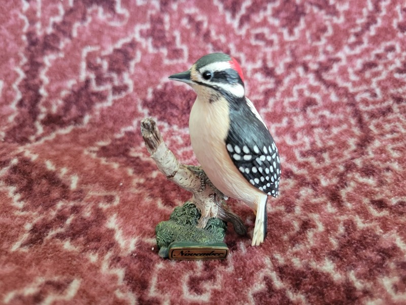 Vintage November Downy Woodpecker Backyard Bird Calendar Figurine Danbury Mint