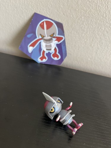 Pokemon Countdown To Halloween PAWNIARD Figur Jazwares 2024 Advent 2" - Bild 4 von 4