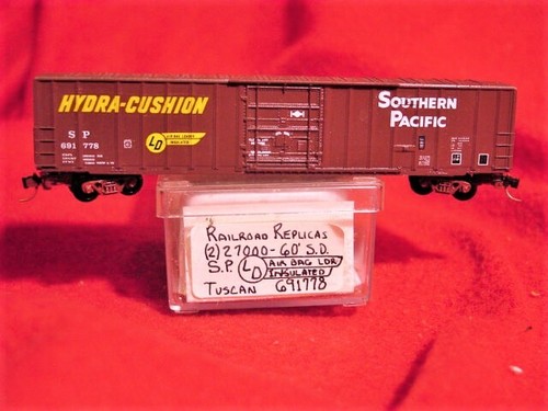 MTL27000 S.P.'LD CUSHION-CAR' *PERSONALIZADO* 60' Rib Side Box Car #691778 COMO NUEVO ESCALA N | Zustand: Used