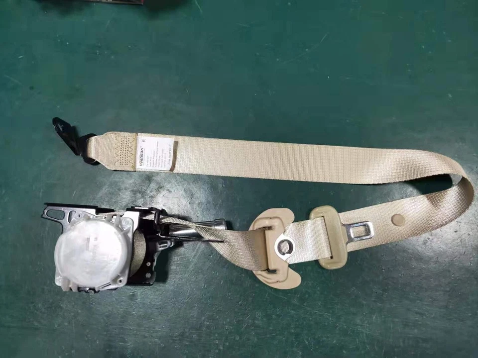 Cinturones de seguridad delanteros para Toyota Highlander 2010-2015 Foto 4 de 4