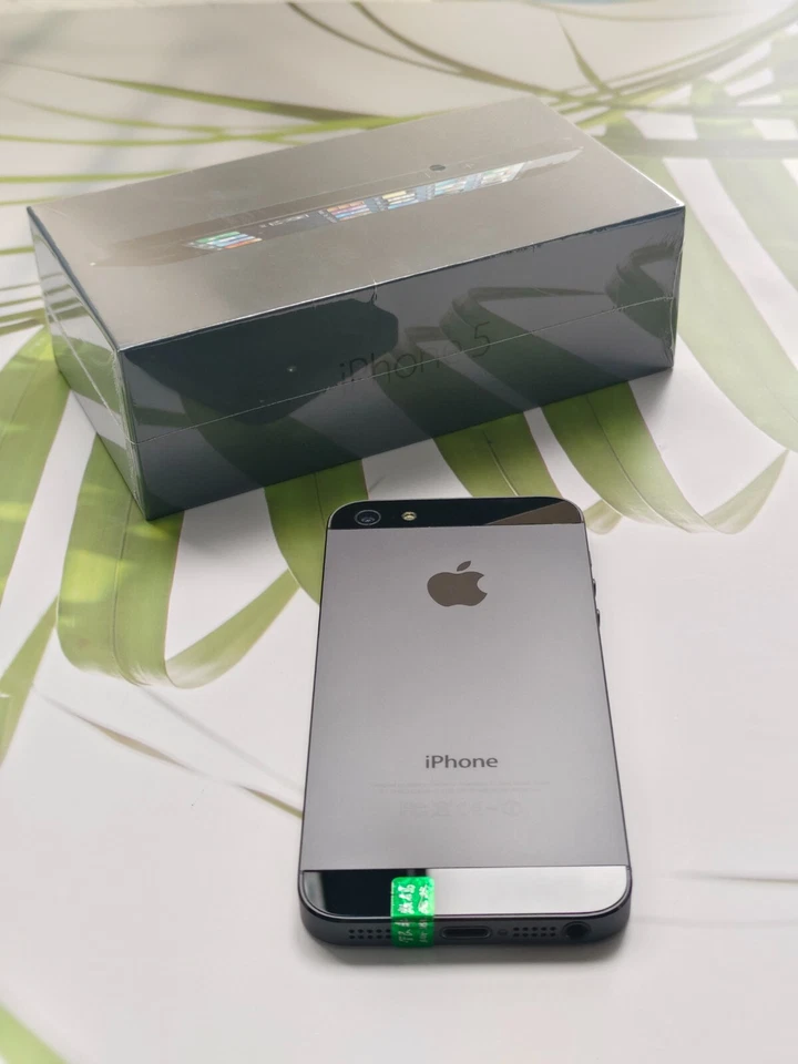 Good Apple iPhone 5/5c 8/16/32/64GB Fully UNLOCKED for any carrier All colors - Image 4 of 4