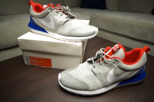 Nike Roshe Run World Cup Great Britain Mens 10.5 Sneaker | eBay