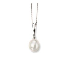 Image of 9ct White Gold Pearl and Diamond Pendant GP2018W