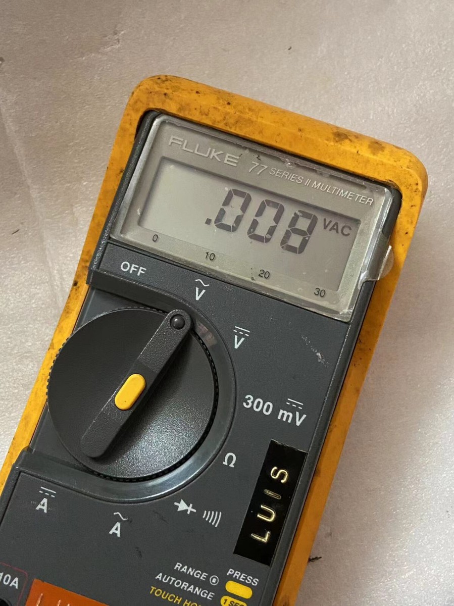 Antique Collection Fluke 77 Series II Multimeter Test Meter