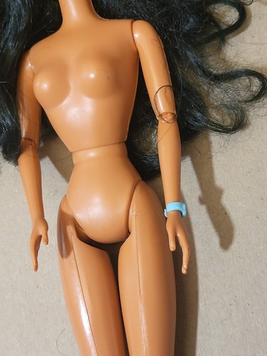 Disney Hunchback of Notre Dame Esmeralda Gypsy Posable Fashion Doll 1990s C168 - Picture 4 of 8