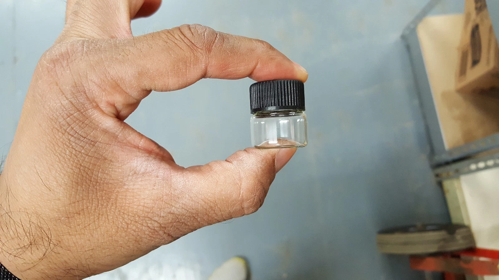 24X Tiny Small TRAVEL Storage Clear Bottles Glass Mini Jar 1" Vials 23x25 BLACK