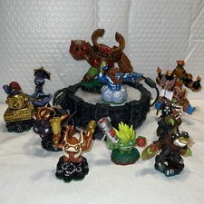 Skylanders 12 Piece Bundle -Skylanders Portal Of Power 000502  - 11 Figurines 2