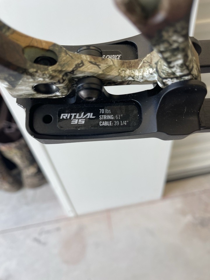 Elite Ritual 35 Compound Bow Right-Handed 70# 27.5” Draw. | eBay