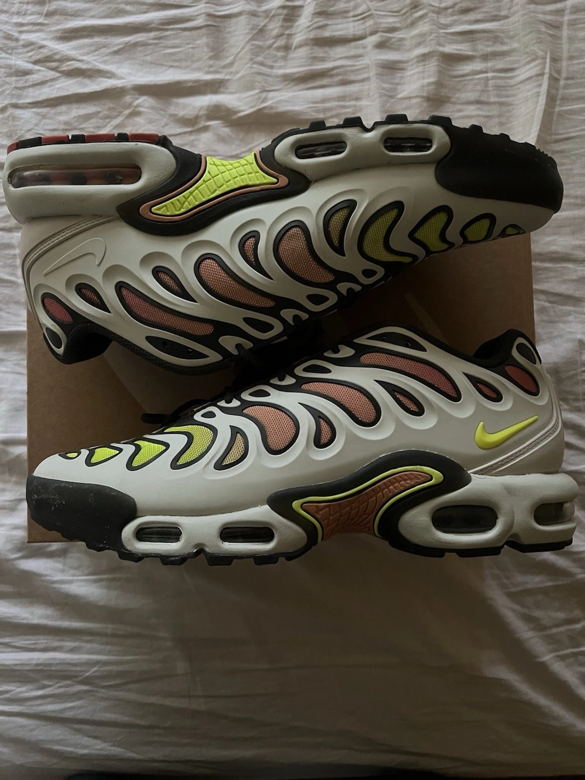 Nike Air Max Plus Drift scarpe da ginnastica da uomo taglia UK 9 FD4290 009 PREZZO AL PUBBLICO £ 185