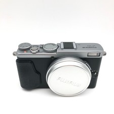 Fujifilm X70 16.3MP Compact Digital Camera - silver