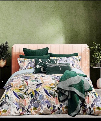Ted Baker London Magnolia Art King Comforter & Pillowshams Set