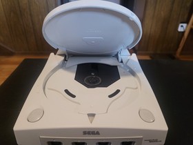SEGA Dreamcast HKT 3020 Console w/ Blue Controller, VMU, Memory Card, Cables
