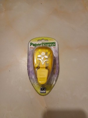  Neu verpackte Papierformer EK Stanzer Frühlingsblume