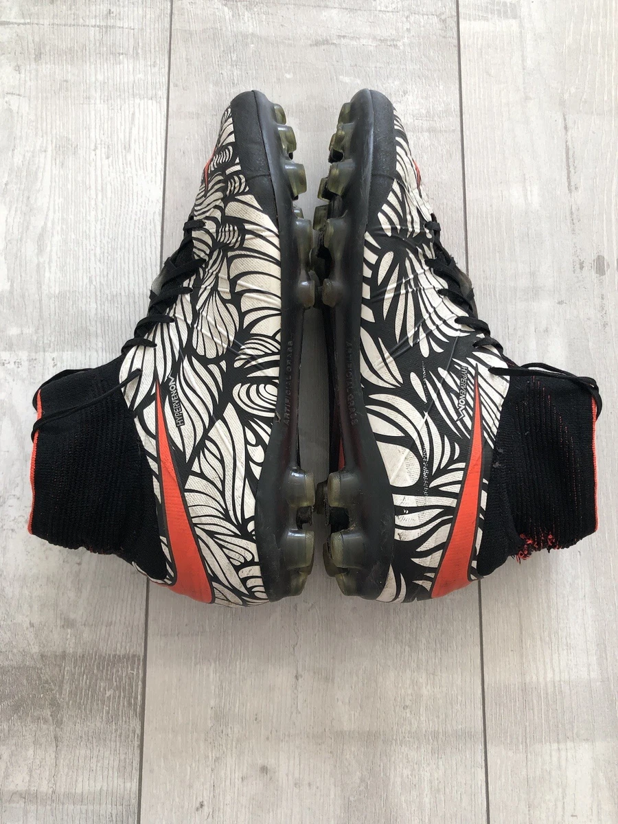 Preços baixos em Chuteiras de futebol Nike Hypervenom Phantom 2 | eBay