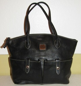 dooney crescent tote
