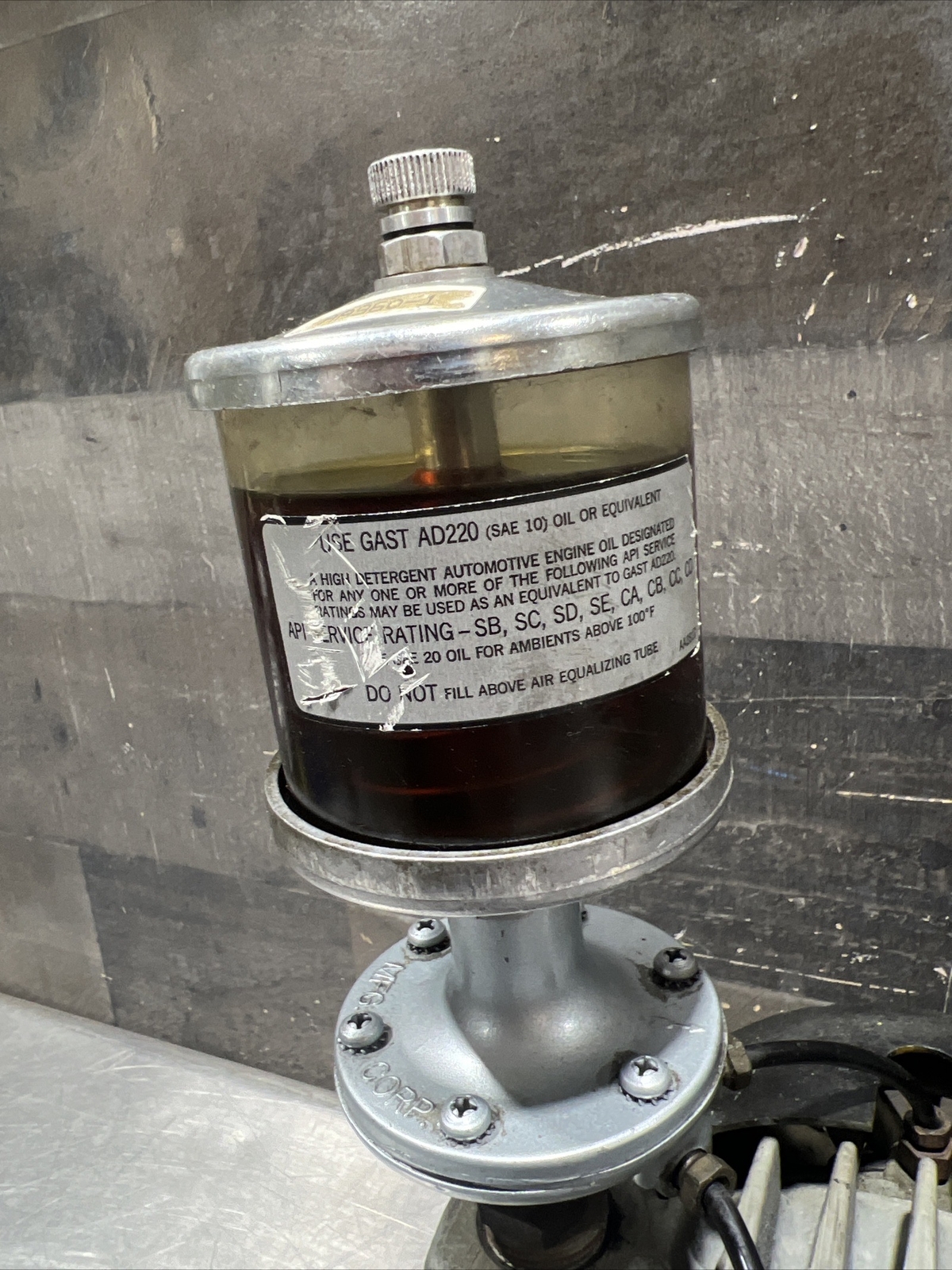 Gast 2565V2A Vacuum Pump Used Surplus. Item ID 1 eBay