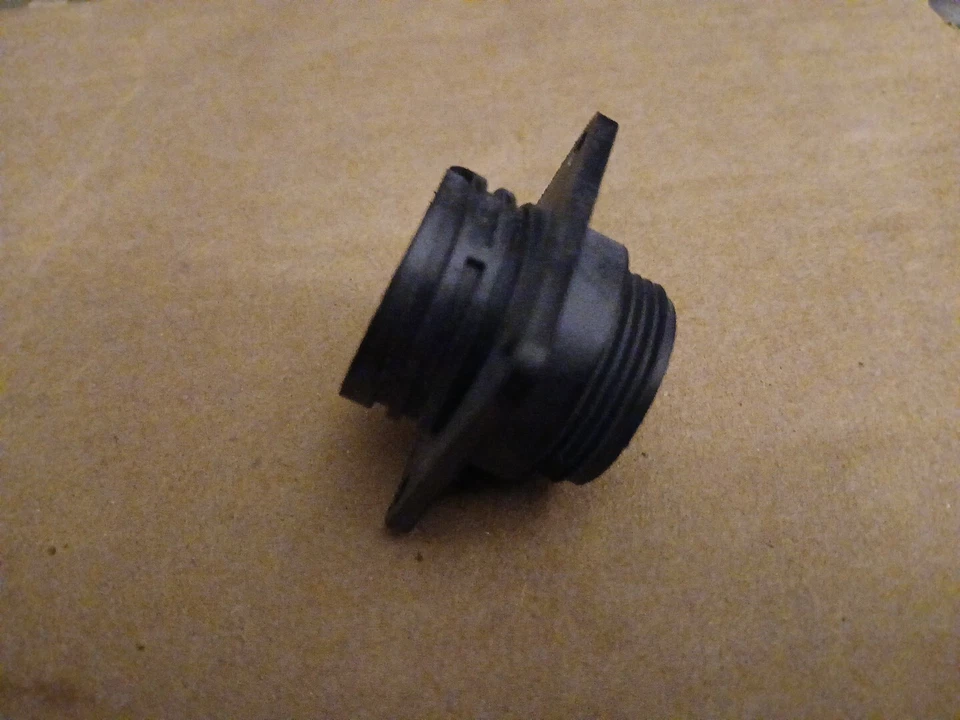 206043-1 Amp. Commector - Image 3 of 4