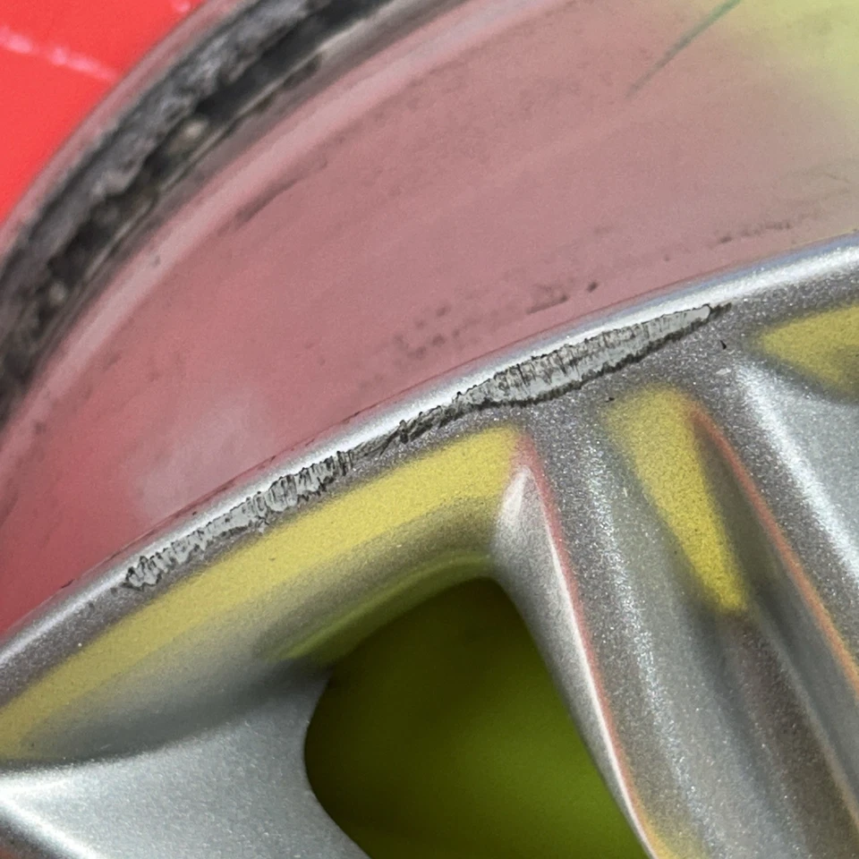 Llanta Ford Fusion 2013 2014 2015 2016 17x7-1/2 aluminio 15 radios OEM Foto 2 de 4