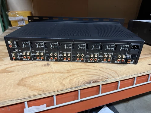 Control4 C4-AMP108 8 Zone Power Amplifier - Working (read) - Picture 2 of 2