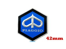 SCUDETTO ADESIVO ESAGONO LOGO PIAGGIO 42mm tipo grande APE EPOCA 400 401 500 501