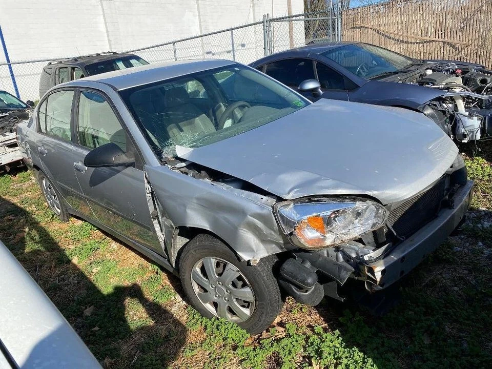 Chevy Malibu 2004-2008 descongelador ventilación p/n 22726039 genuino fabricante original GM LADO DEL CONDUCTOR LH Foto 4 de 4