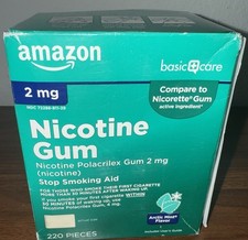 Amazon Basic Care 2mg Nicotine Gum Polacrilex - Arctic Mint 220pc. EXP Feb/2026
