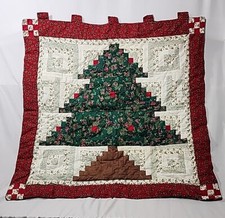 Quilted Christmas Tree Wall Hanging 32 In X 32-In