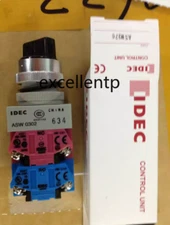 1PC New IDEC Select switch ASW0302 .AA