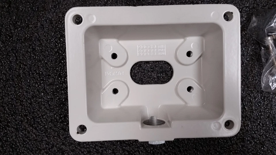 Axis 0217-091 VT Wall Bracket Adapter - NEW - Image 3 of 4