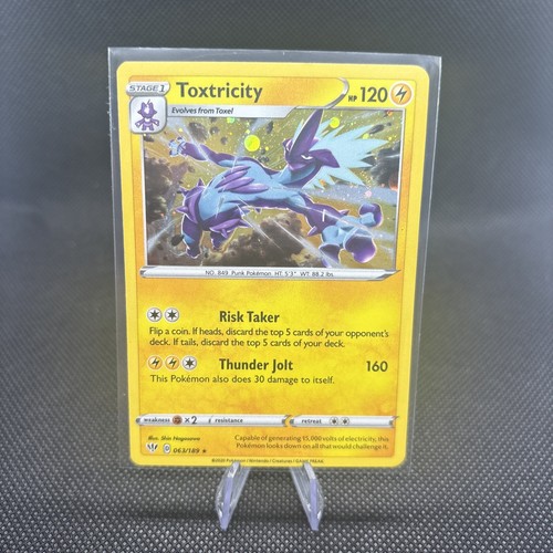 Pokemon Toxtricity (63/235) Darkness Ablaze LP HOLO