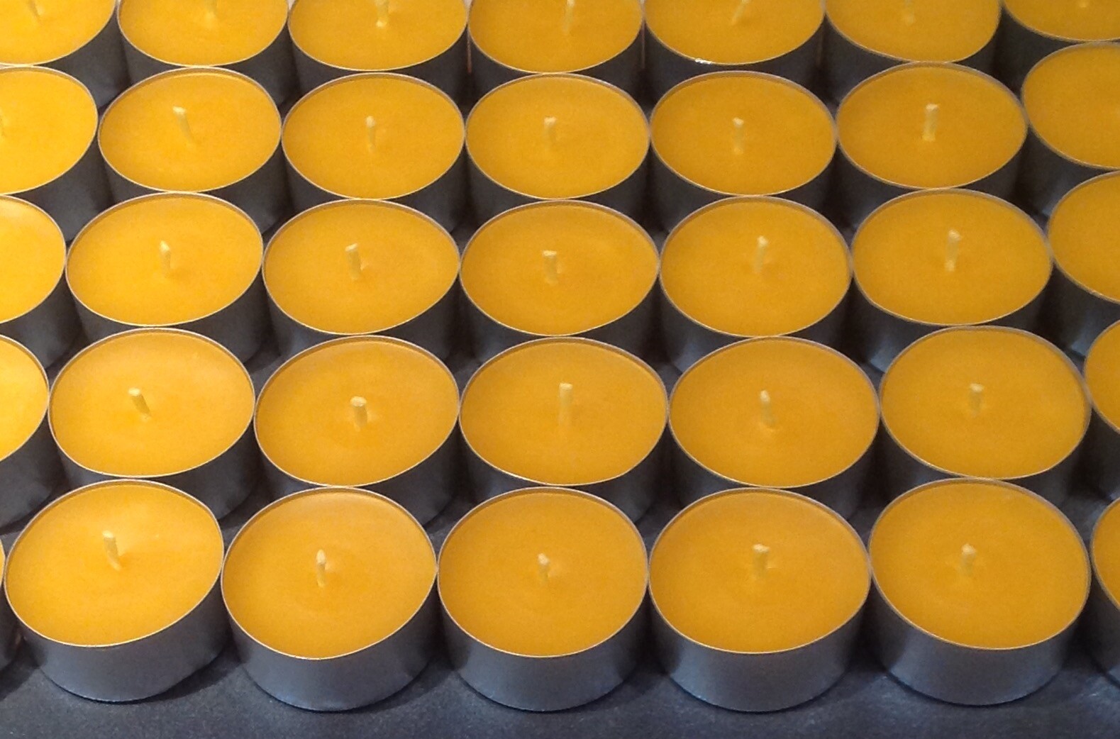 30 x 100 Pure Beeswax Tea Lights Night Lights Candles Handmade (Large