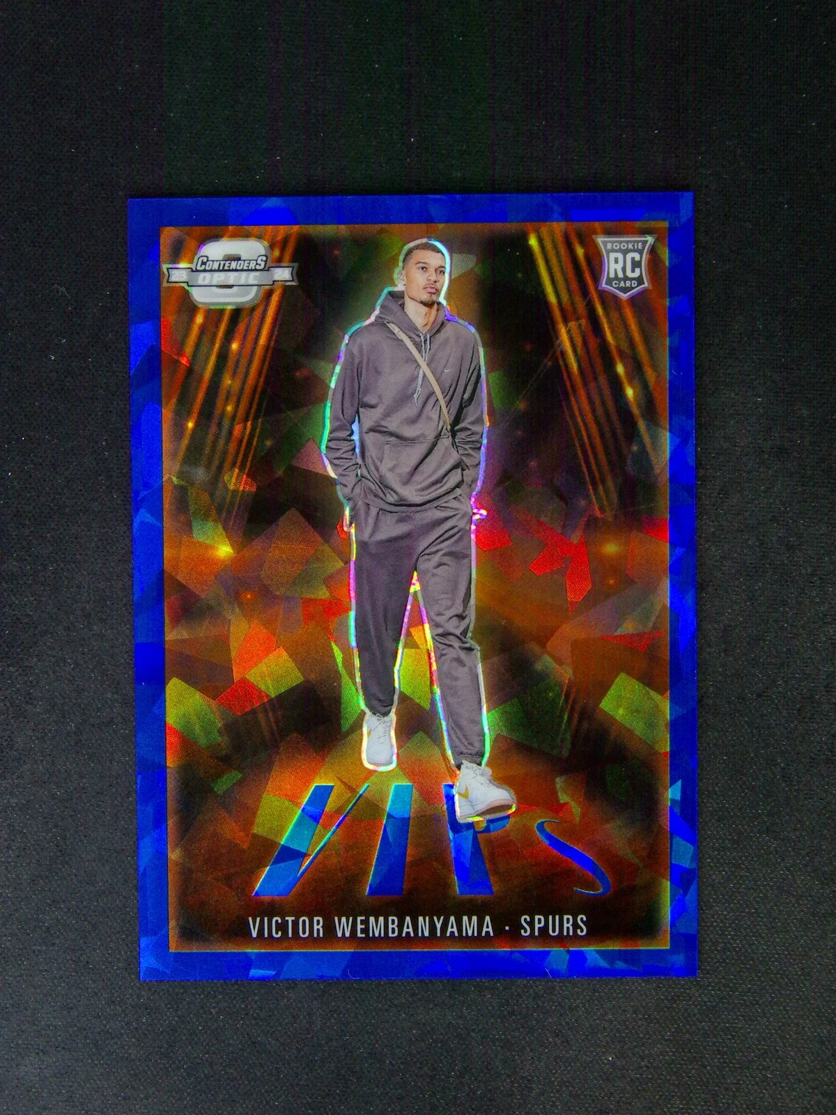 2023-24 Panini Contenders Optic Victor Wembanyama #4 RC Rookie Vips Blue Ice /75