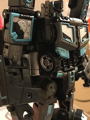 Japan Rare TakaraTomy Transformers Dark Optimus Prime & Black