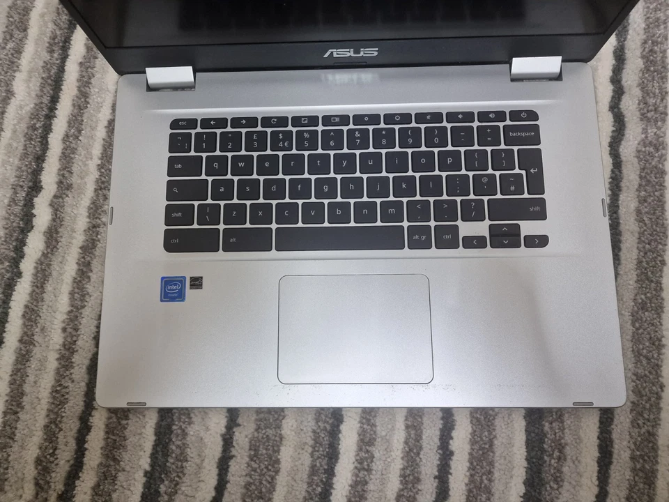 ASUS Chromebook C523N 15.6" Laptop Intel Celeron 4GB Ram - Image 2 of 4