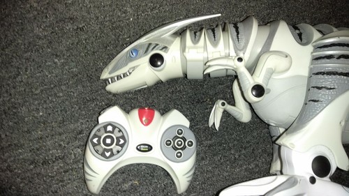 wowwee roboraptor x