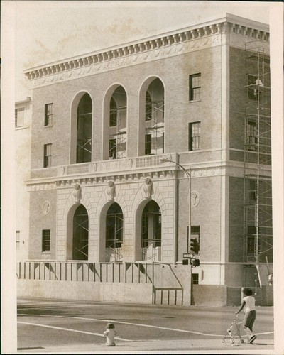 1982 Photo Old Fresno Bee Building Restoration Metropolitan Museum Art 8X10