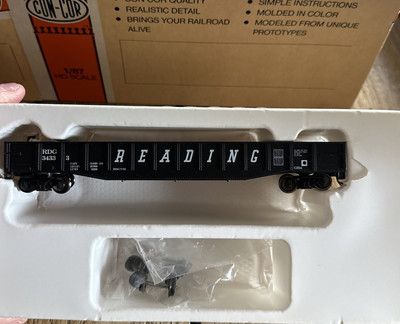 Con-Cor HO RTR 54  Mill Gondola Reading #34333 NIB