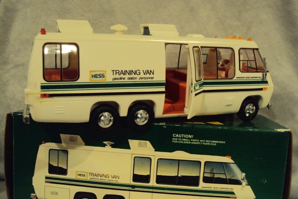 VINTAGE 1970-1980 HESS TRAINING VAN COMPLETA NA CAIXA ORIGINAL - Imagem 2 de 4
